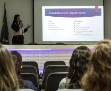 Psicóloga faz palestra às mulheres da Portos do Paraná