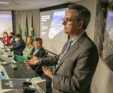 Ministro do TST debate trabalho portuário em seminário na Portos do Paraná