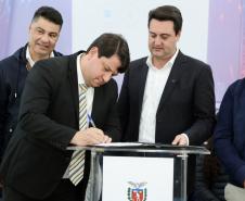Governador libera R$ 1,5 milhão em sala de coworking no Porto de Paranaguá