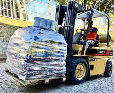 Governo estadual dará apoio logístico para a distribuição de cestas básicas, kits de limpeza, cobertores e rações para pets para as principais comunidades afetadas