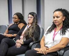 Porto de Paranaguá recebe mulheres da Cooperativa Agrária em visita técnica