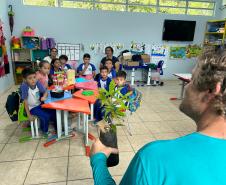 Portos do Paraná encerra outubro com atividades socioambientais no litoral do Estado