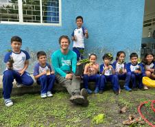 Portos do Paraná encerra outubro com atividades socioambientais no litoral do Estado