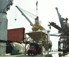 Movimentação de cargas no Porto de Antonina aumenta 94% em 2016
