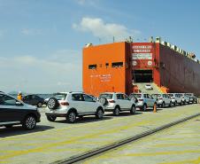 Movimentação de veículos por Paranaguá cresce 24%