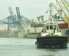 Maiores rebocadores do Brasil começam a operar no Porto de Paranaguá