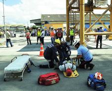 Porto de Paranaguá faz simulado para prevenção de acidentes