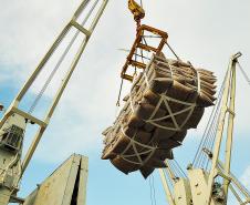 Porto de Antonina diversifica cargas e movimentação cresce 15%