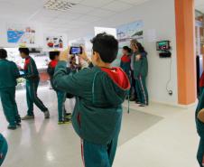 Porto Escola recebe alunos das comunidades rurais de Paranaguá