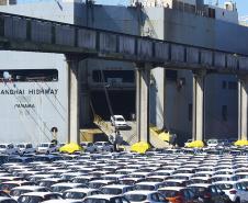 Movimentação de cargas no Porto de Paranaguá cresce 20%