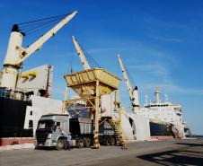 Movimentação de cargas cresce 180% no Porto de Antonina 