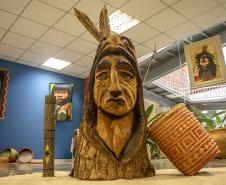 Porto de Paranaguá recebe exposição de artesanato indígena