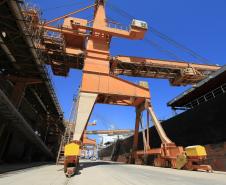 O Corredor de Exportação do Porto de Paranaguá fechou 2012 também com a maior movimentação da história: 16 milhões de toneladas. O recorde anterior, 14 milhões de toneladas, era de 2011. 