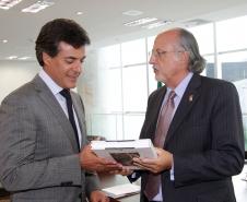O governador Beto Richa e o presidente do Porto de Santa Fé, Marcelo Vorobiof.
