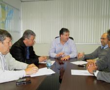 Superintendente dos portos do Paraná recebeu os membros da comissão para uma primeira conversa. Uma agenda de compromissos já foi estabelecida para os próximos dias