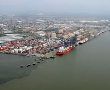 A realização da dragagem de manutenção contínua dos portos paranaenses permitiu a mudança de um cenário que se repetia ao longo dos anos.