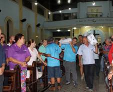 Um Grupo de Voluntários da Administração dos Portos de Paranaguá e Antonina (Grappa), formado pelos funcionários da Appa, entregou, no último dia 11, a doação de 303 cestas básicas para o Santuário de Nossa Senhora do Rocio. 