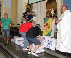 Um Grupo de Voluntários da Administração dos Portos de Paranaguá e Antonina (Grappa), formado pelos funcionários da Appa, entregou, no último dia 11, a doação de 303 cestas básicas para o Santuário de Nossa Senhora do Rocio. 