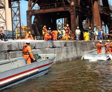 Porto de Paranaguá simula acidente ambiental e busca excelência no atendimento