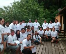 Appa forma agentes ambientais voluntários na Ilha do Mel