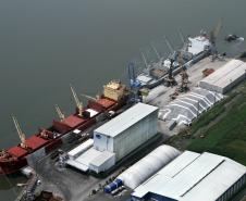  Porto de Antonina aumenta em 130% a movimentação de cargas no primeiro trimestre deste ano