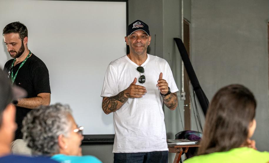 Portos do Paraná encerra outubro com atividades socioambientais no litoral do Estado