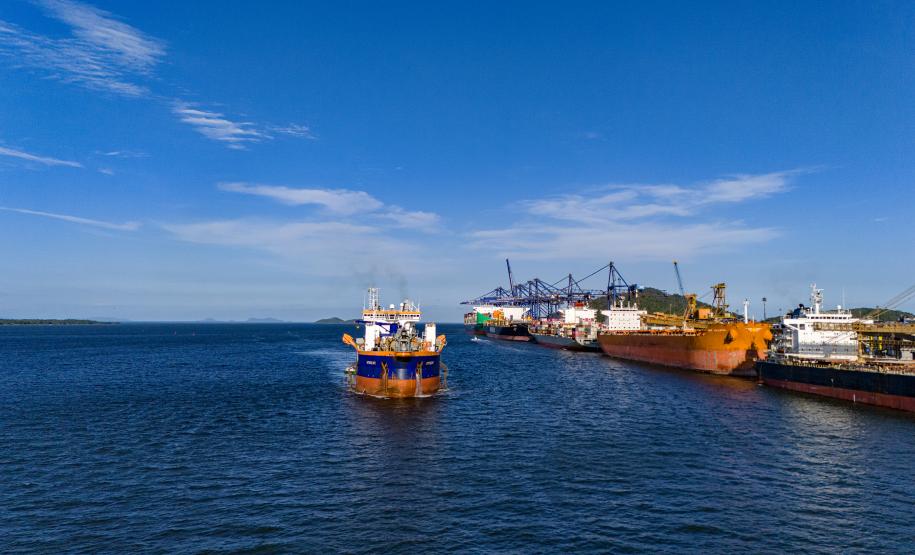 Porto de Paranaguá amplia capacidade produtiva após aumento do calado para 13,1 m