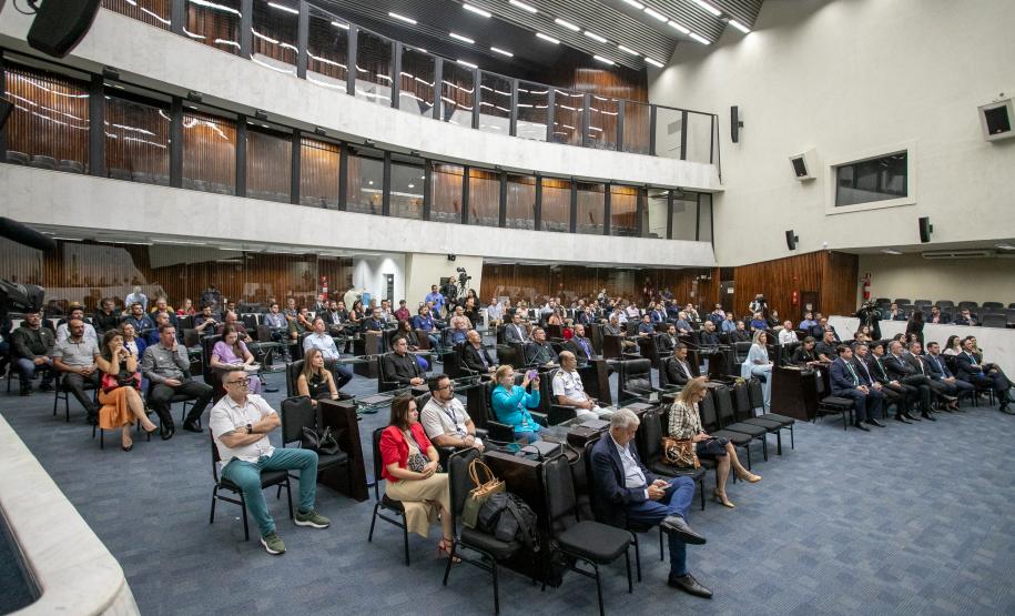 Assembleia Legislativa parabeniza Porto de Paranaguá pelo aniversário de 90 anos