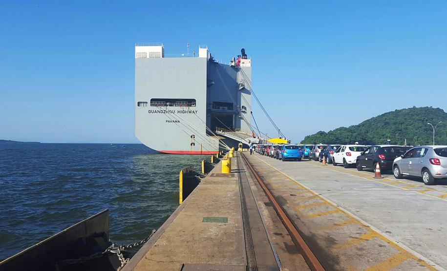 Porto de Paranaguá começa a operar berço exclusivo para veículos, máquinas e equipamentos Porto de Paranaguá começa a operar berço exclusivo para veículos, máquinas e equipamentos